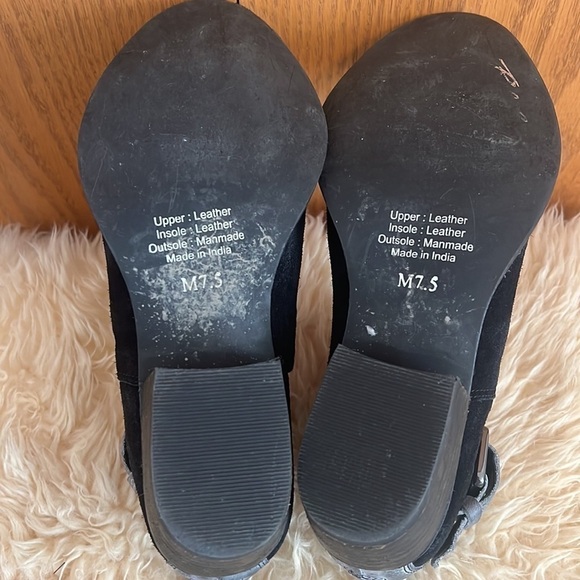 Rebels Black Suede Cut Out Ankle Booties Sz-7.5 - Picture 14 of 14